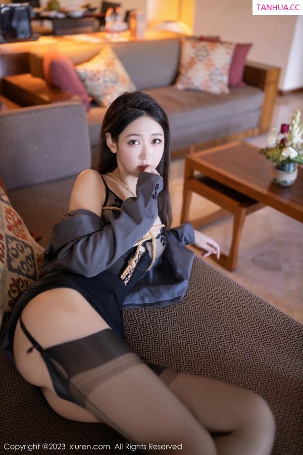 唐安琪  [XiuRen]高清写真图 2023.05.29 No.6821 唐安琪 黑丝美腿第20张图片